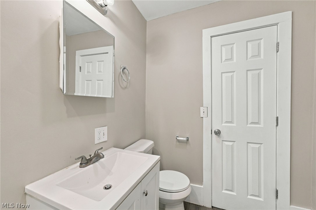 3692-3694 E 147th Street Cleveland OH 44120