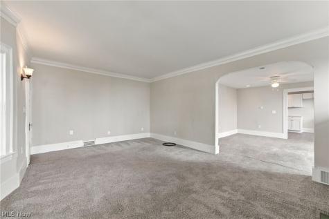 3692-3694 E 147th Street Cleveland OH 44120