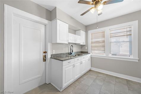3812 W 135th Street Cleveland OH 44111