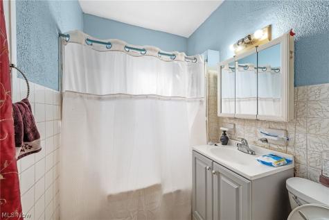 3812 W 135th Street Cleveland OH 44111