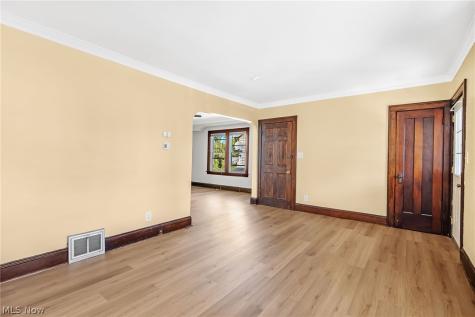 3812 W 135th Street Cleveland OH 44111