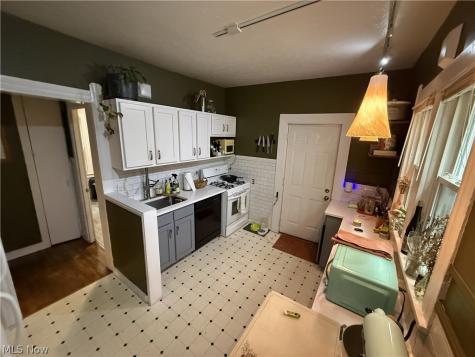 1891 Fulton Road Cleveland OH 44113