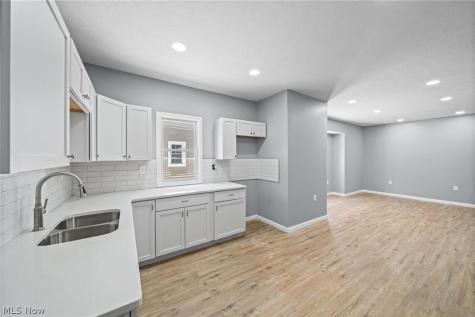 3925 Riverside Avenue Cleveland OH 44109
