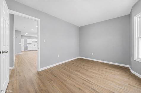 3925 Riverside Avenue Cleveland OH 44109