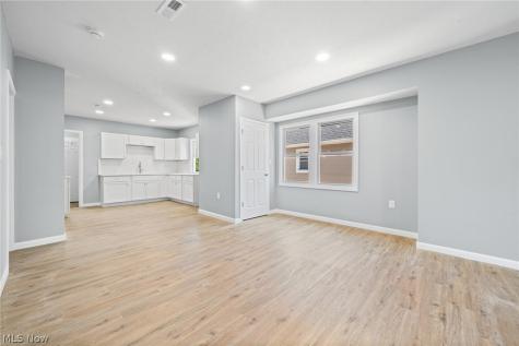 3925 Riverside Avenue Cleveland OH 44109