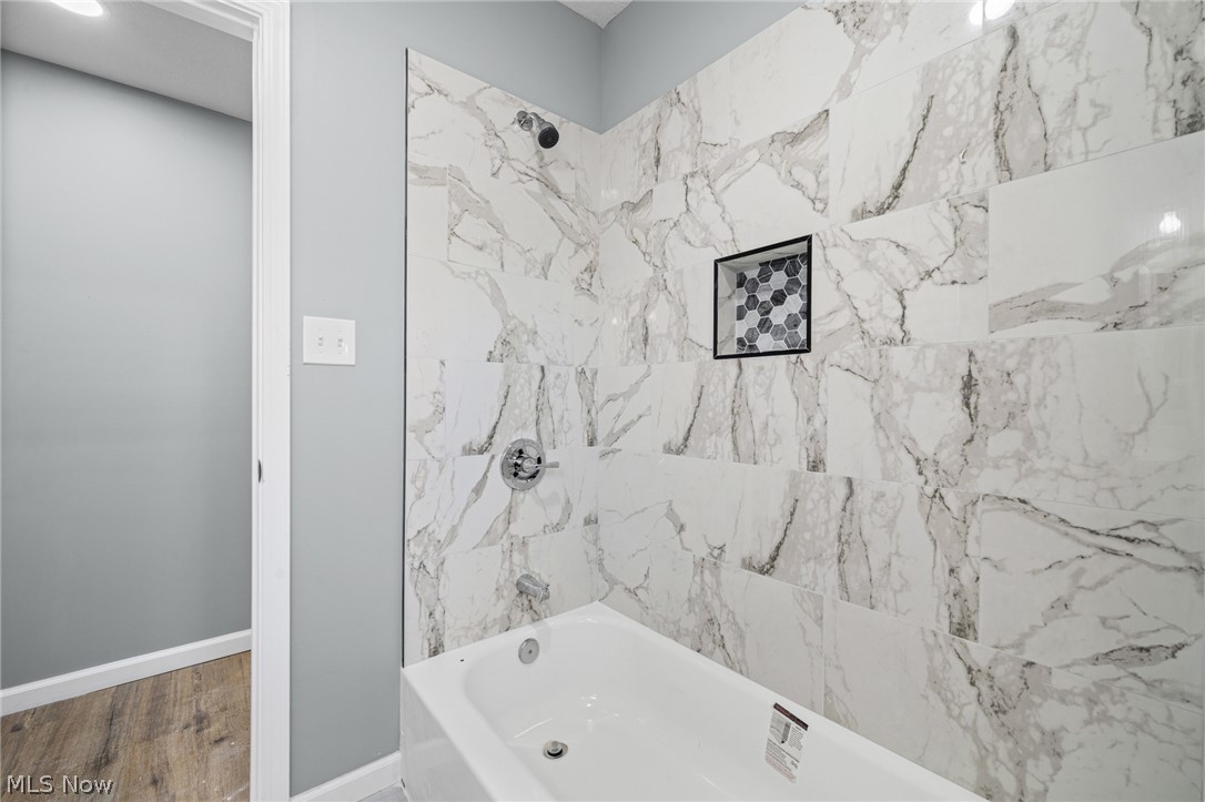 3925 Riverside Avenue Cleveland OH 44109