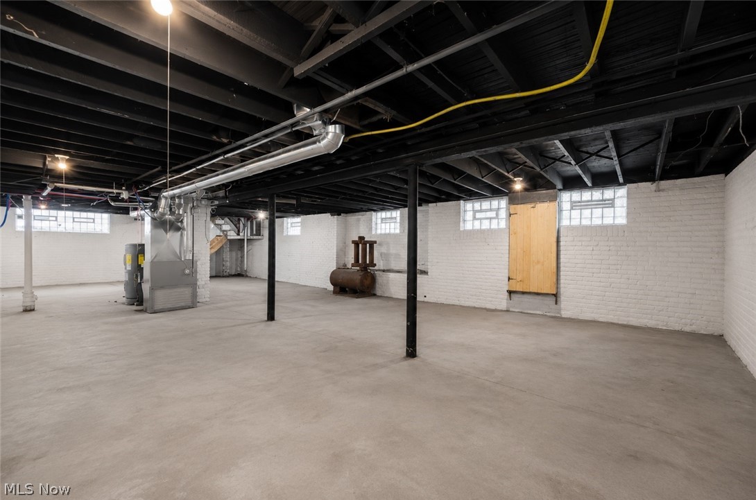 3925 Riverside Avenue Cleveland OH 44109