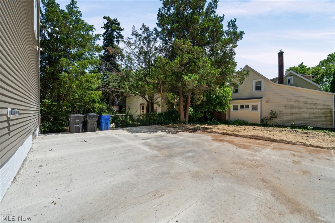 3925 Riverside Avenue Cleveland OH 44109