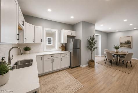 3925 Riverside Avenue Cleveland OH 44109