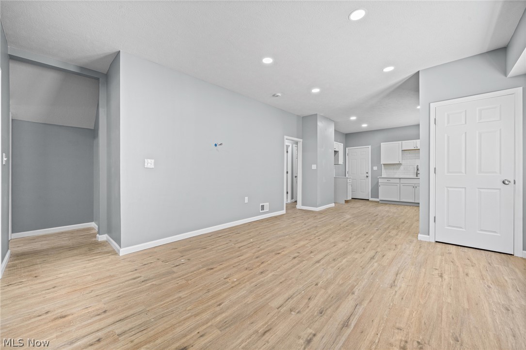 3925 Riverside Avenue Cleveland OH 44109