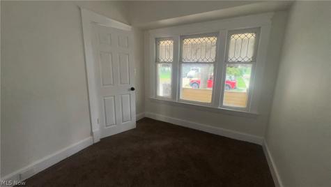 3449 W 54th Street Cleveland OH 44102