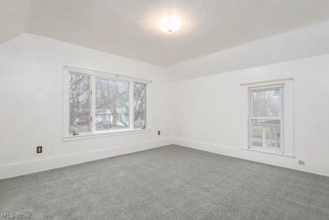 246 Grant Street Ravenna OH 44266