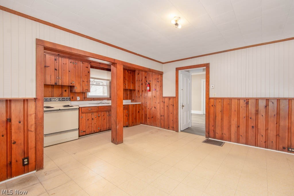 246 Grant Street Ravenna OH 44266