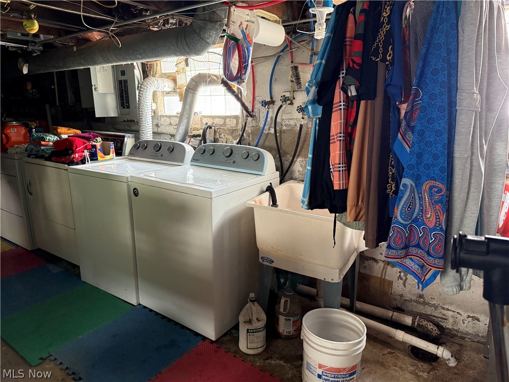 4138 E 142nd Street Cleveland OH 44128