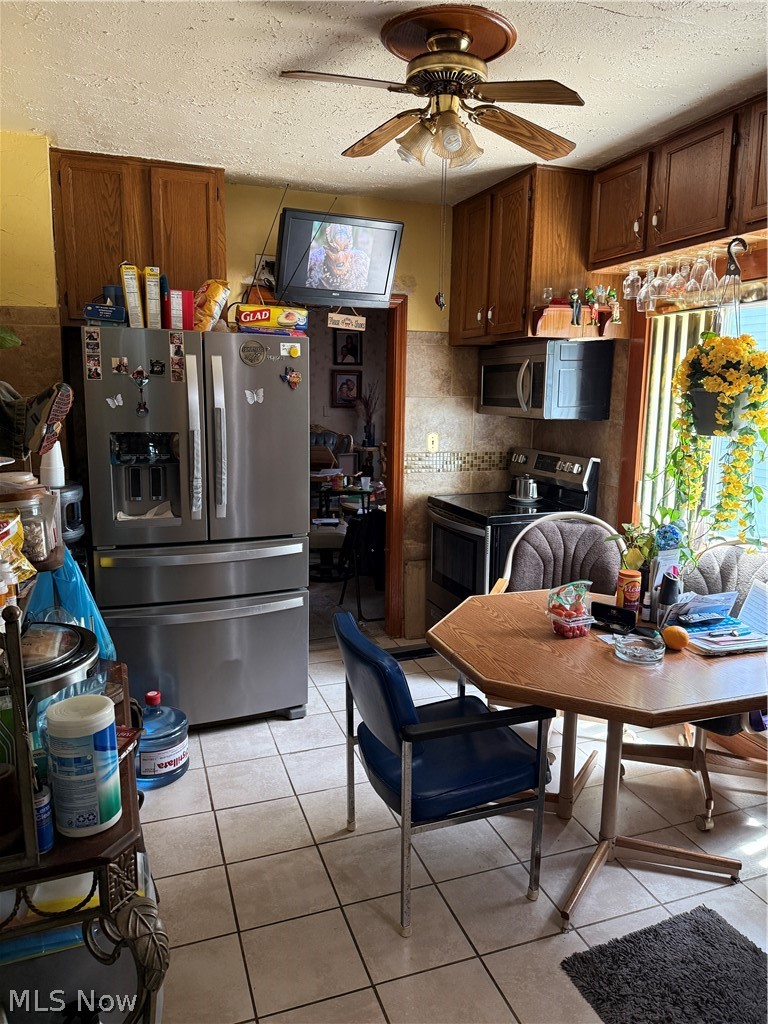 4138 E 142nd Street Cleveland OH 44128