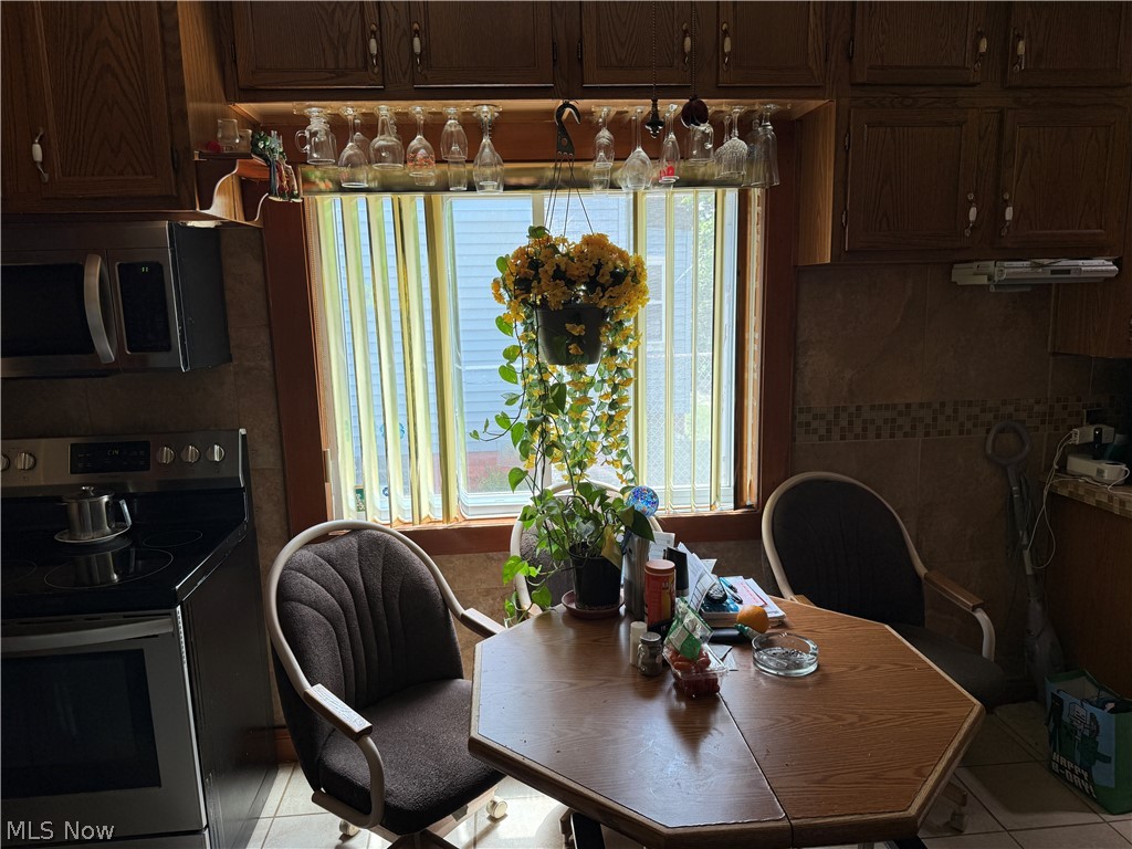 4138 E 142nd Street Cleveland OH 44128