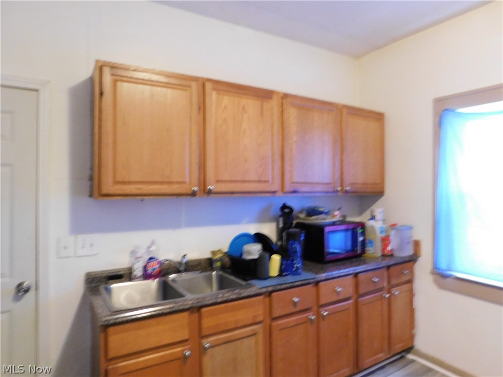 1600 Eddington Road East Cleveland OH 44118