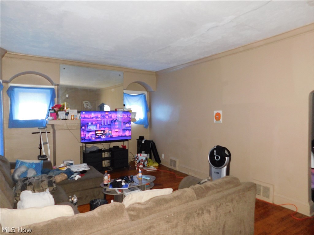 1600 Eddington Road East Cleveland OH 44118