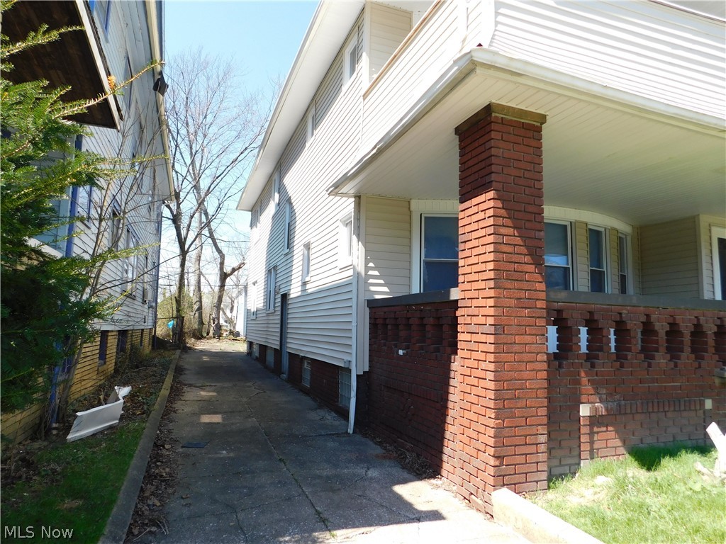 1600 Eddington Road East Cleveland OH 44118