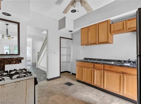 1186 E 114th Street Cleveland OH 44108