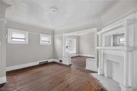 1186 E 114th Street Cleveland OH 44108