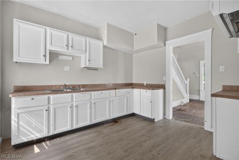 1186 E 114th Street Cleveland OH 44108