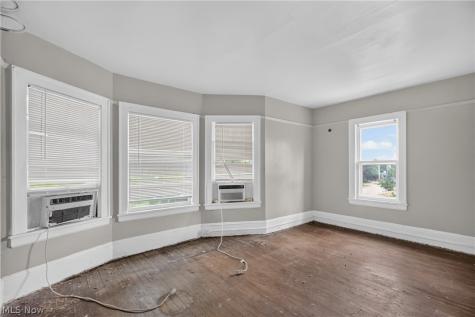 1186 E 114th Street Cleveland OH 44108