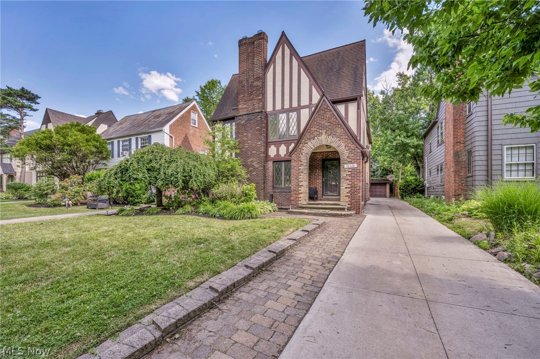 18428 Winslow Road Shaker Heights OH 44122
