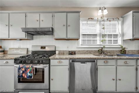 18428 Winslow Road Shaker Heights OH 44122