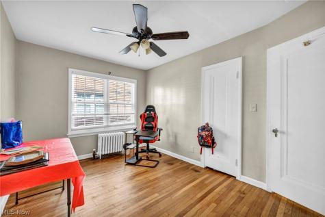 18428 Winslow Road Shaker Heights OH 44122