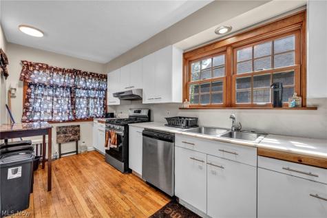 18428 Winslow Road Shaker Heights OH 44122
