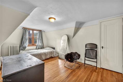 18428 Winslow Road Shaker Heights OH 44122