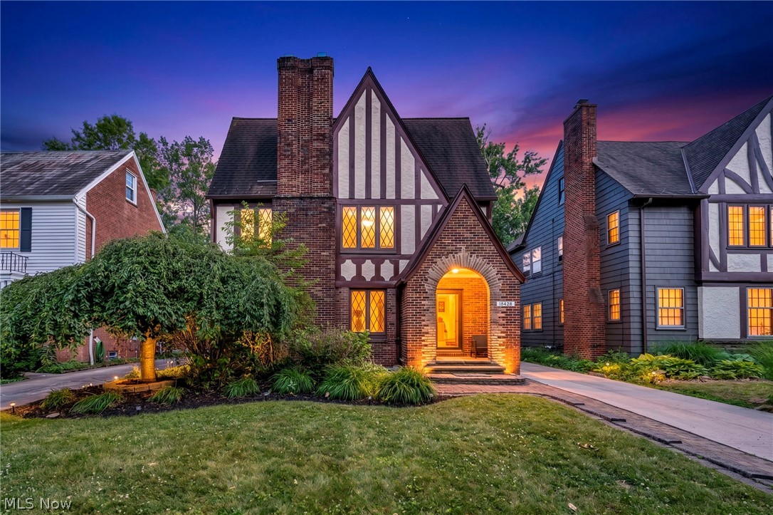 18428 Winslow Road Shaker Heights OH 44122