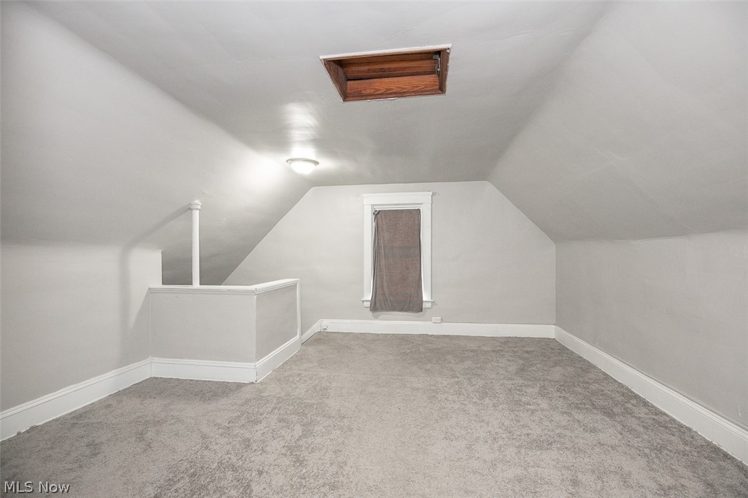 10322 Parkgate Avenue Cleveland OH 44108