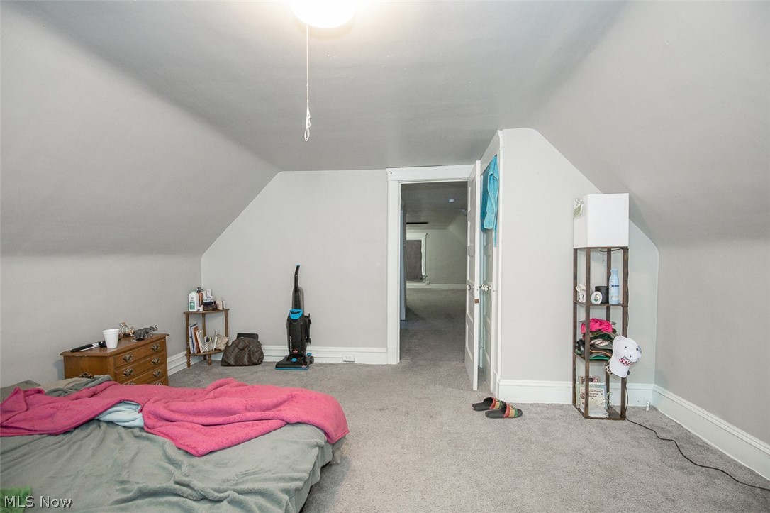 10322 Parkgate Avenue Cleveland OH 44108