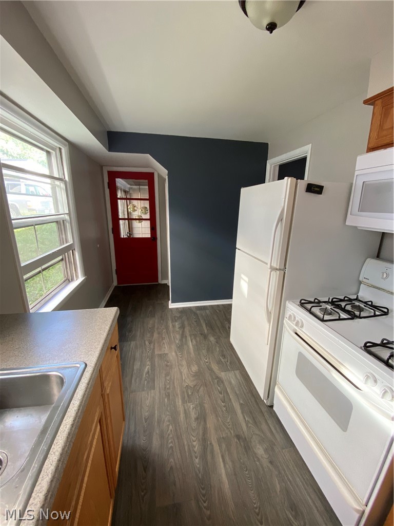 526 N Firestone Boulevard Akron OH 44301