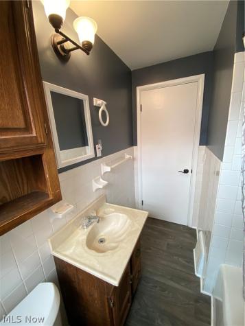 526 N Firestone Boulevard Akron OH 44301