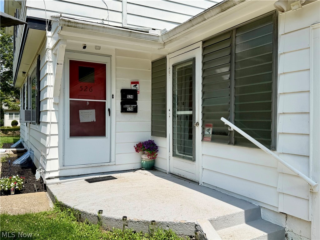 526 N Firestone Boulevard Akron OH 44301