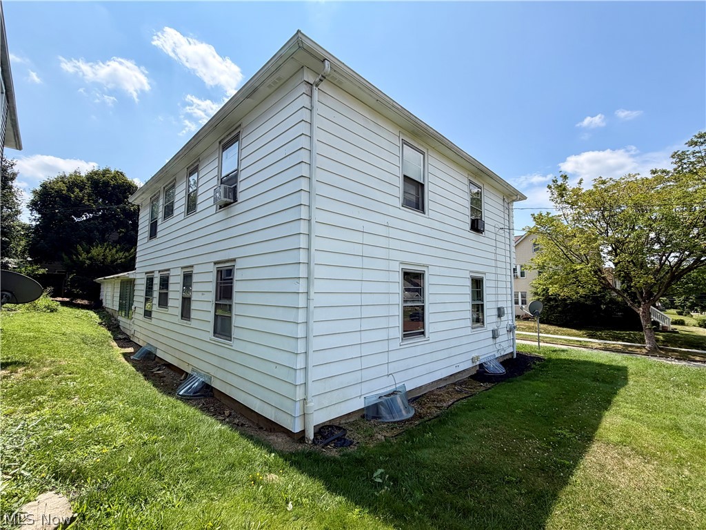 526 N Firestone Boulevard Akron OH 44301