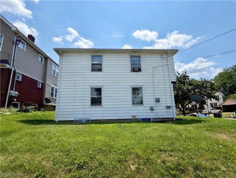 526 N Firestone Boulevard Akron OH 44301