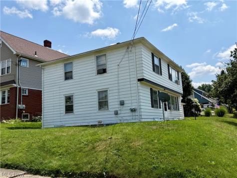 526 N Firestone Boulevard Akron OH 44301
