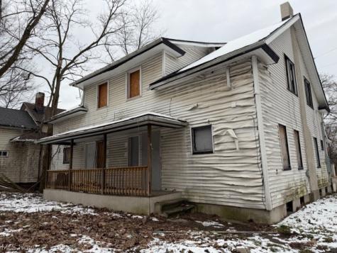 3619 E 76th Street Cleveland OH 44105