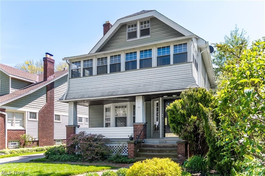 12905 Arliss Drive Lakewood OH 44107