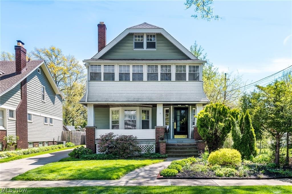 12905 Arliss Drive Lakewood OH 44107