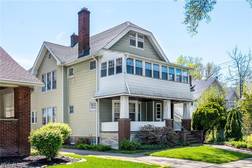 12905 Arliss Drive Lakewood OH 44107