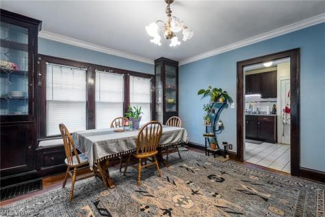 12905 Arliss Drive Lakewood OH 44107
