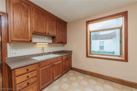 4506 Wichita Avenue Cleveland OH 44144