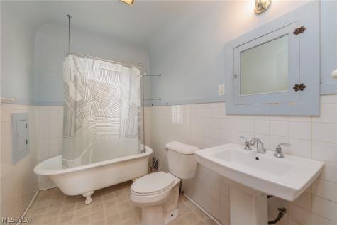 4506 Wichita Avenue Cleveland OH 44144