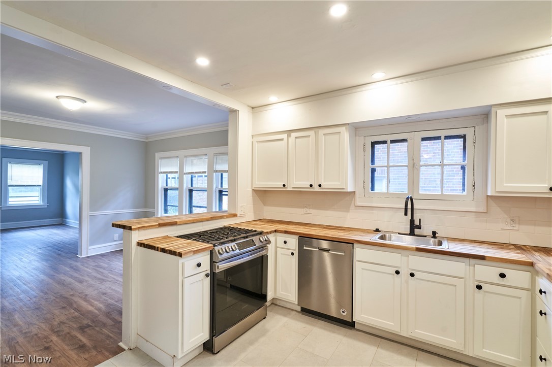 3454 Ingleside Road Shaker Heights OH 44122