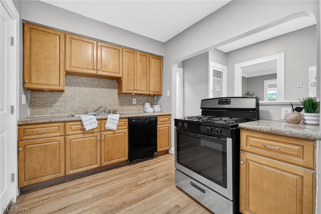 3435 Ashby Road Shaker Heights OH 44120